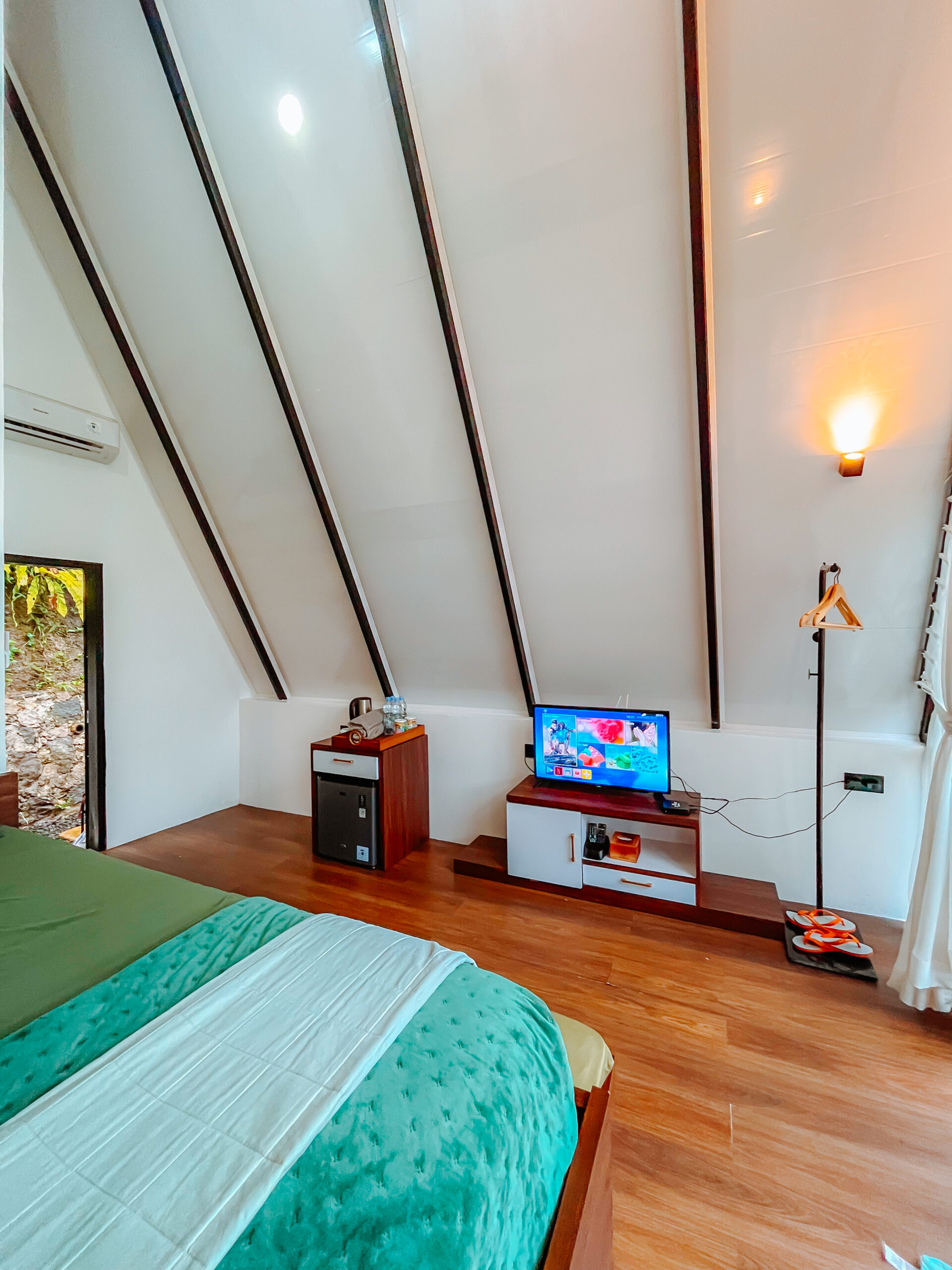 Cabin Honeymoon - D - Gambar 5