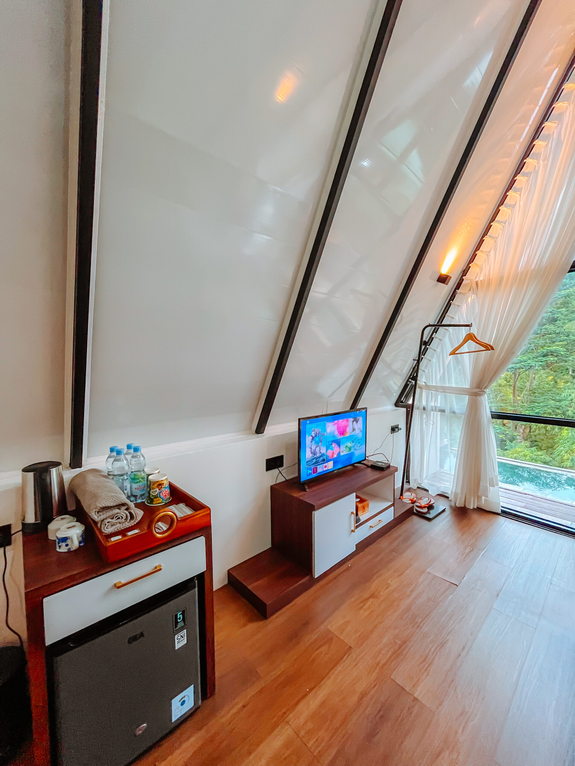 Cabin Honeymoon - D - Gambar 8