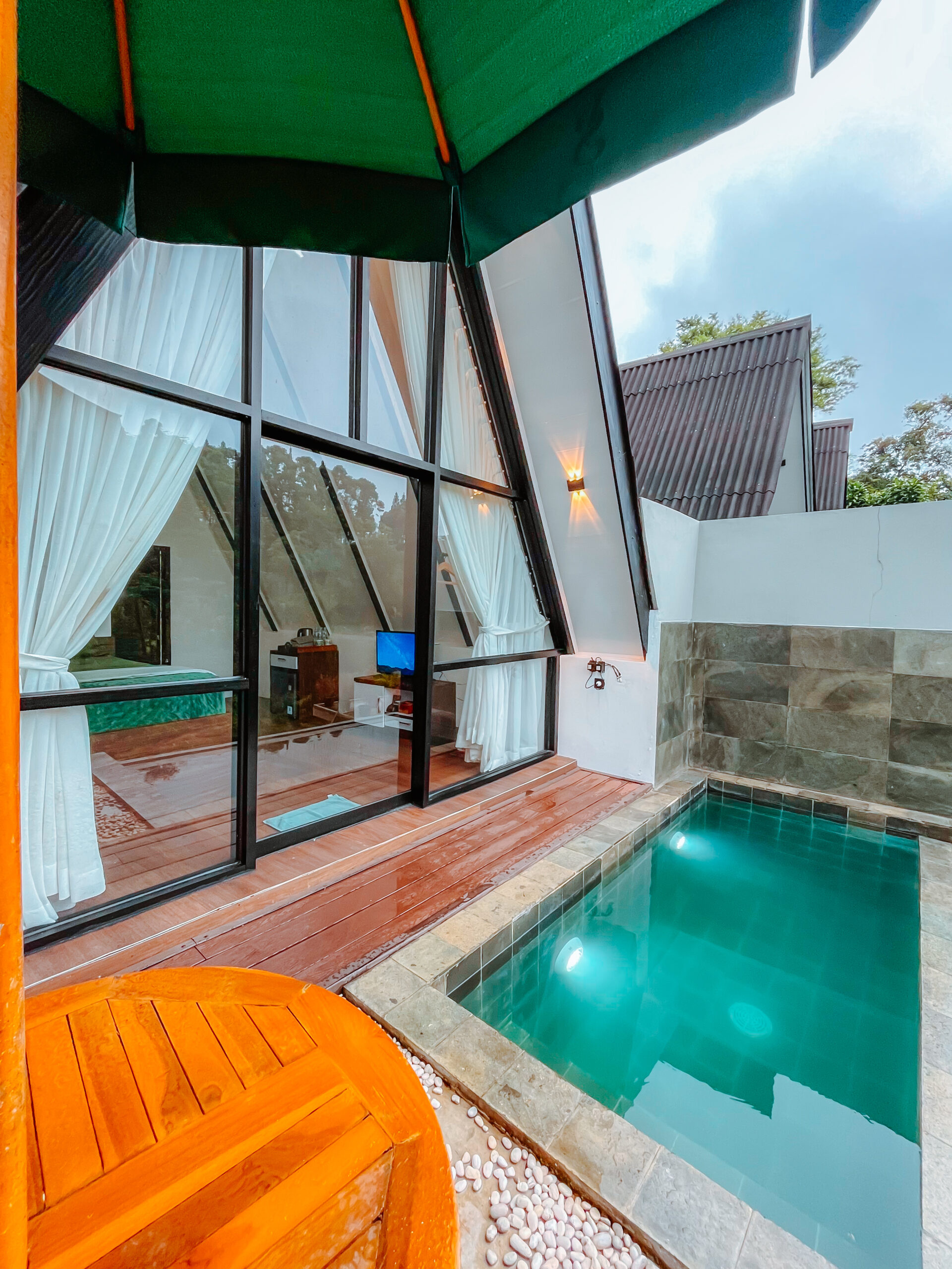 Cabin Honeymoon - D - Gambar 12