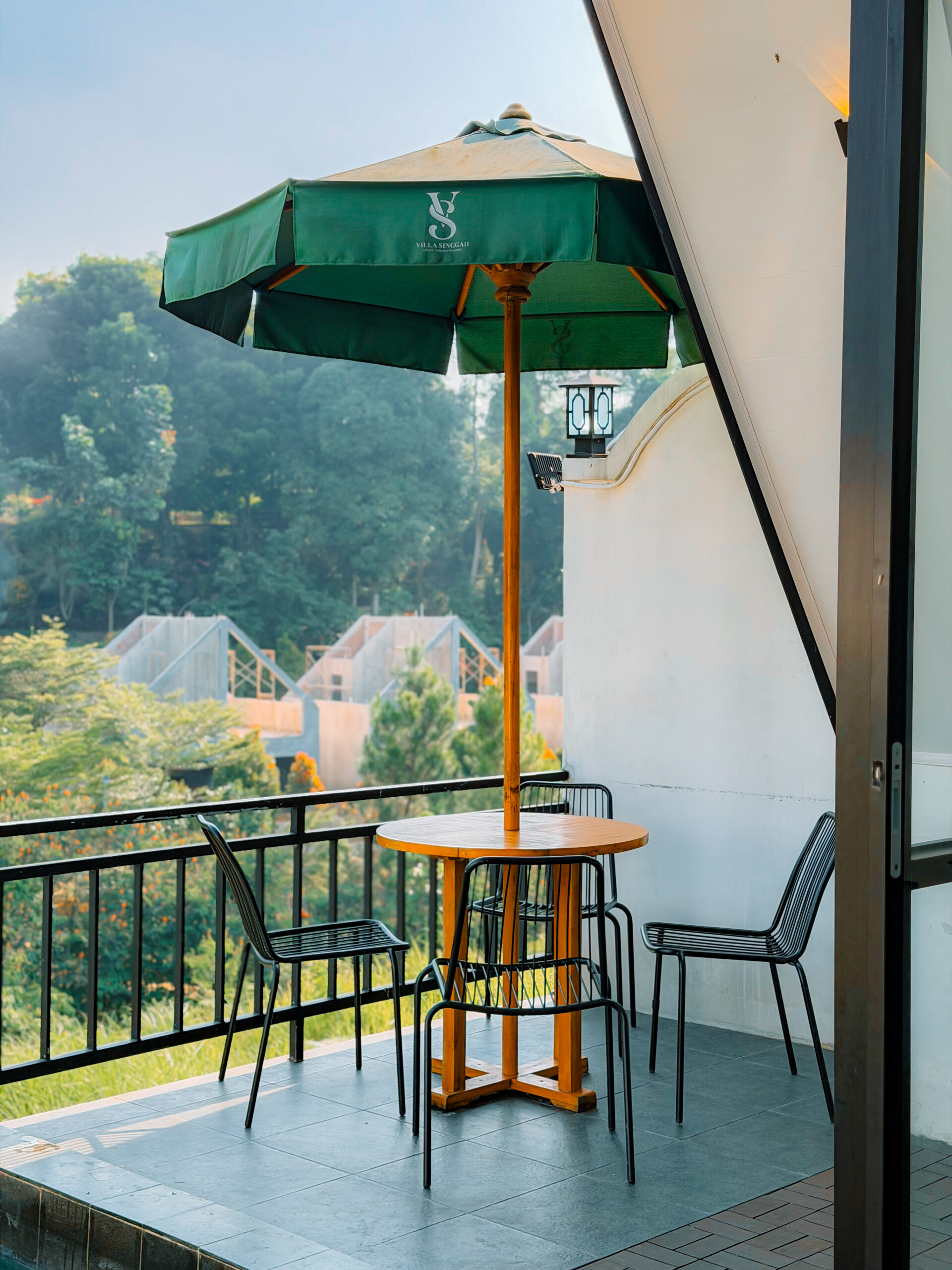 Cabin Honeymoon - C - Gambar 8