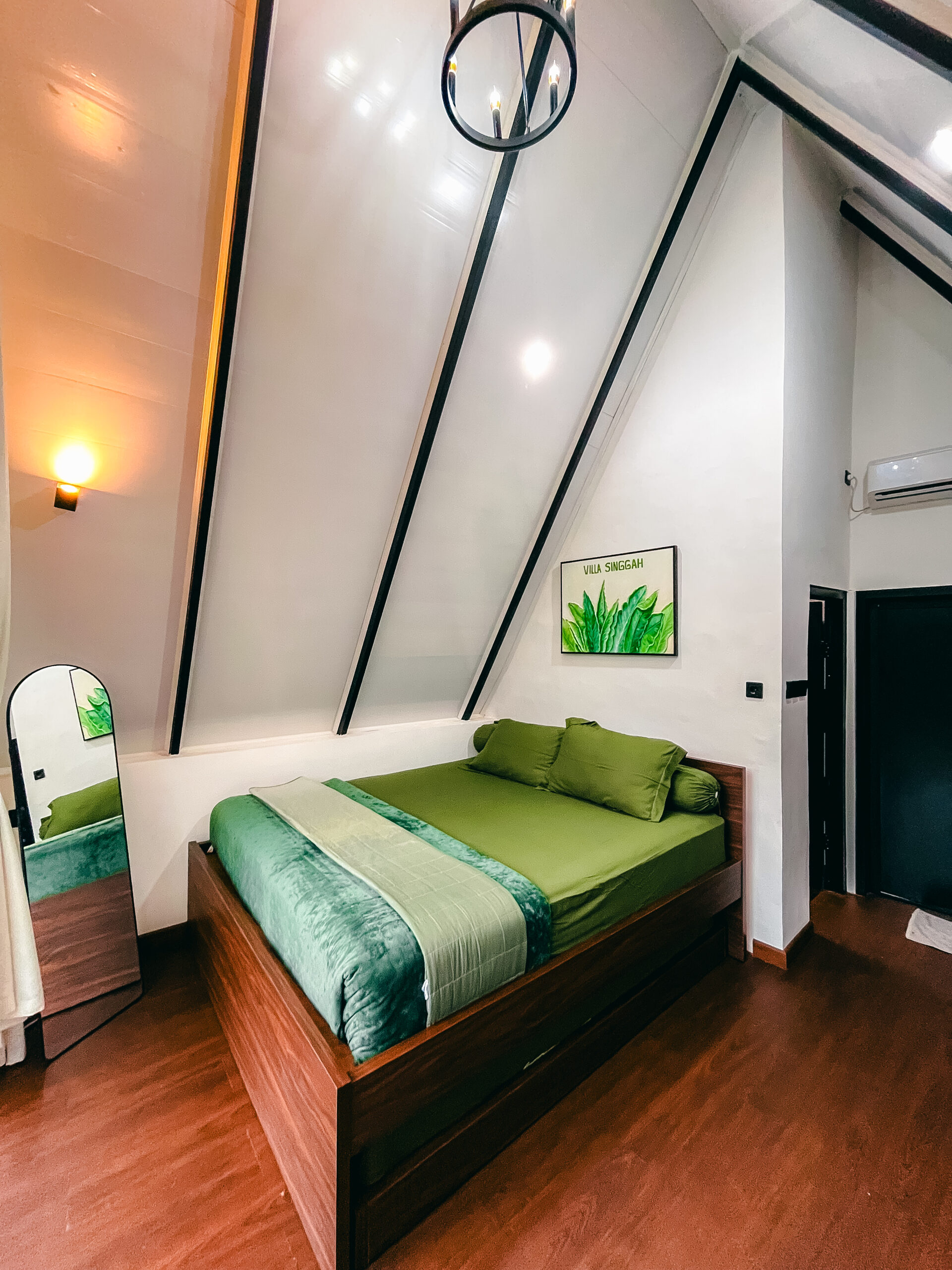 Cabin Honeymoon Jacuzzi A - Gambar 3